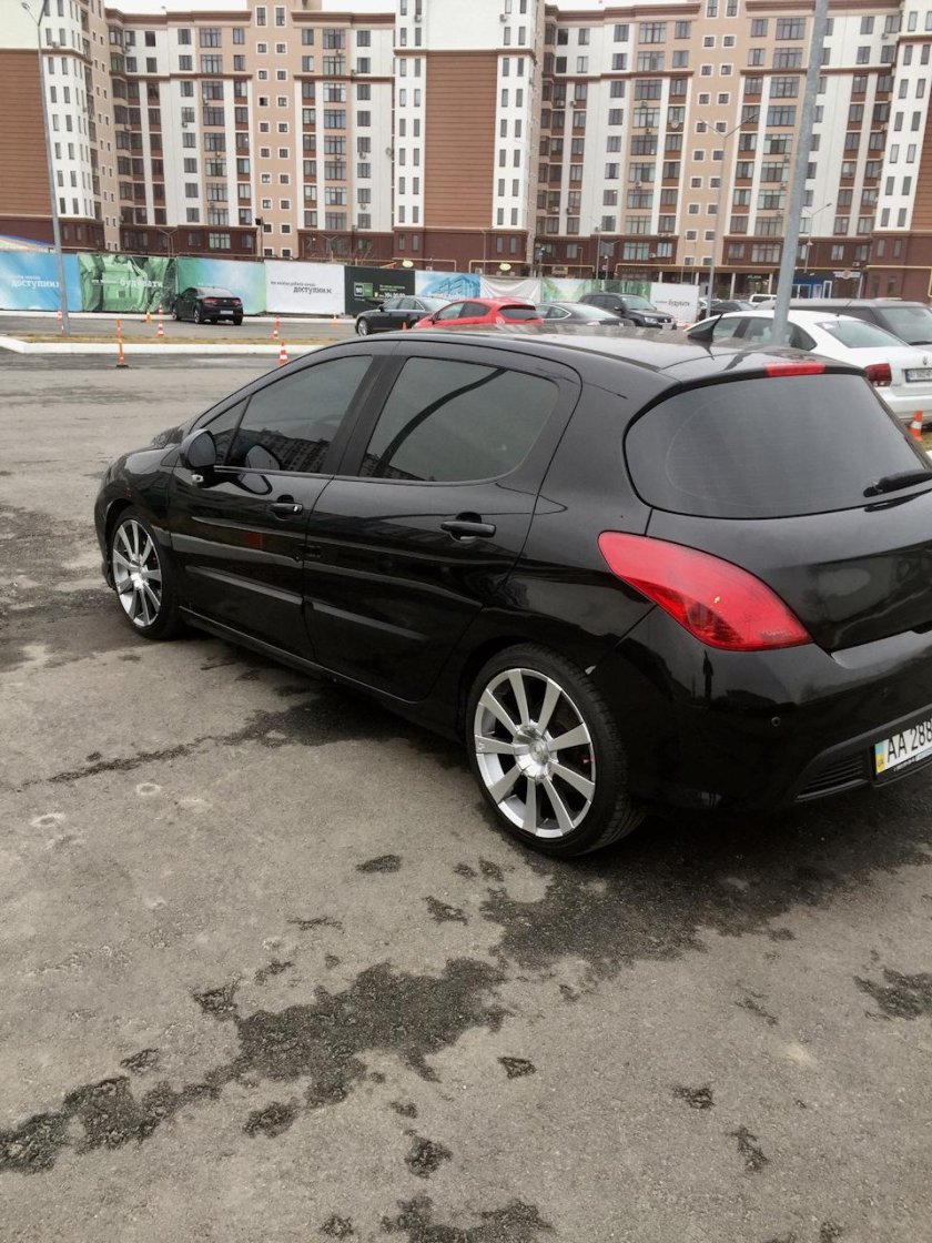 Пежо 308 на 17 дисках