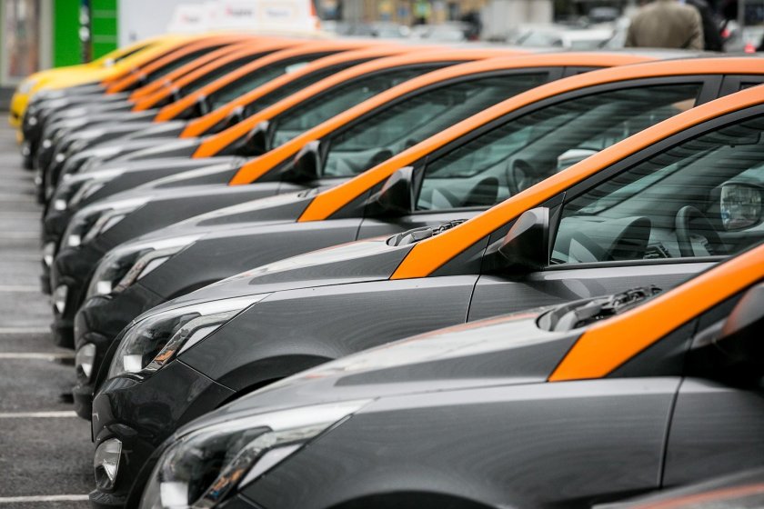 Делимобиль автопарк автомобилей Москва