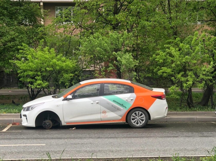 Hyundai Solaris Делимобиль