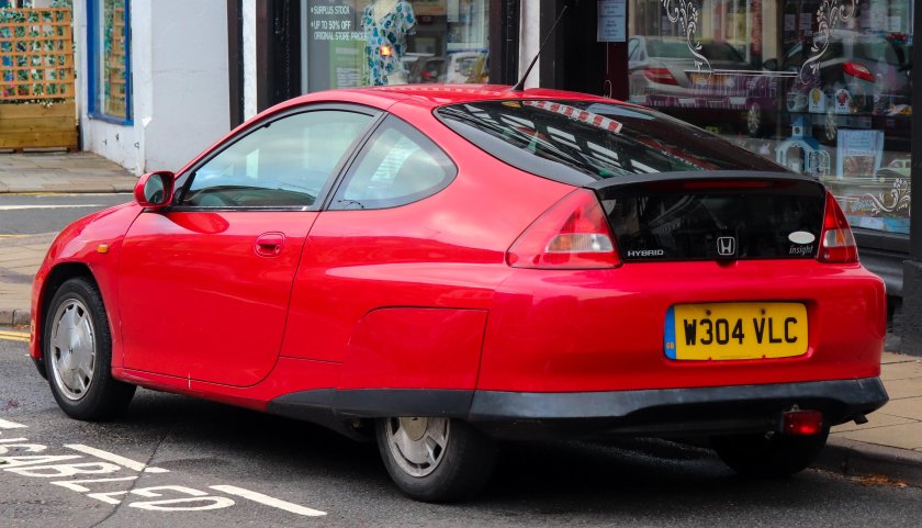 Хонда Инсайт зе 3