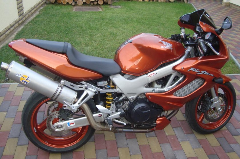 Honda VTR 1000 F