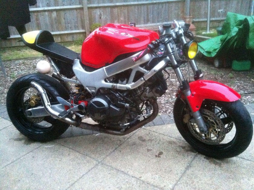 Honda VTR 1000 Custom