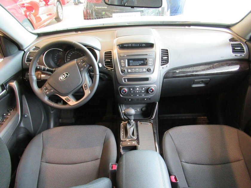 Кия Соренто 2014 дизель комплектация Престиж