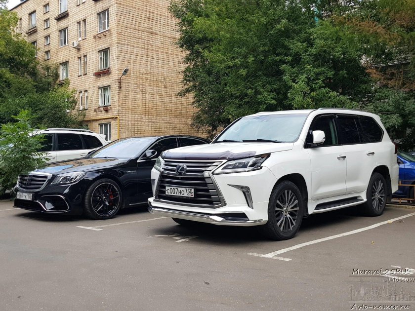 Лексус ЛХ 750 H