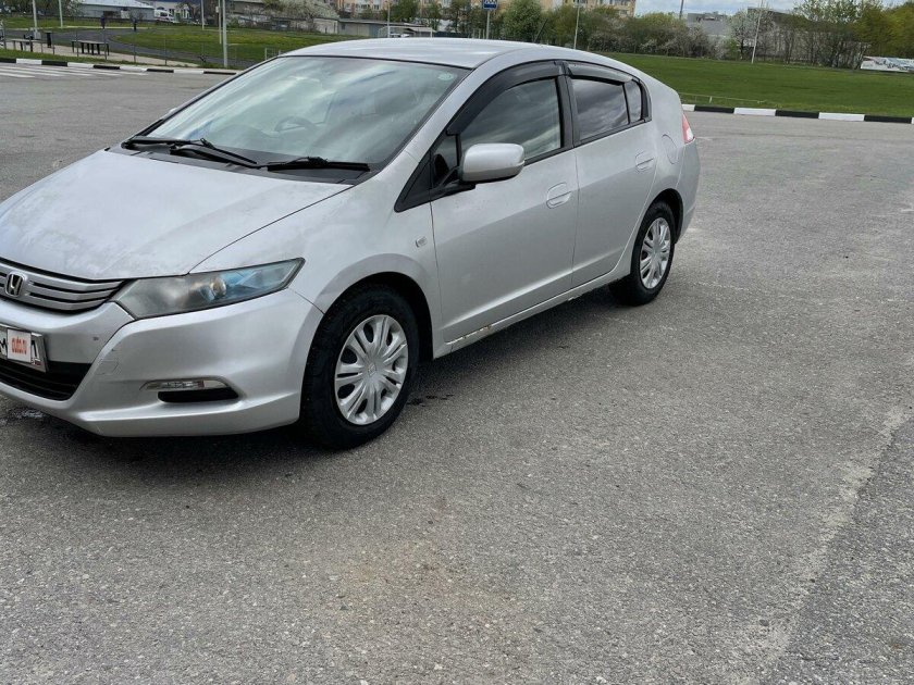 Хонда Инсайт серая