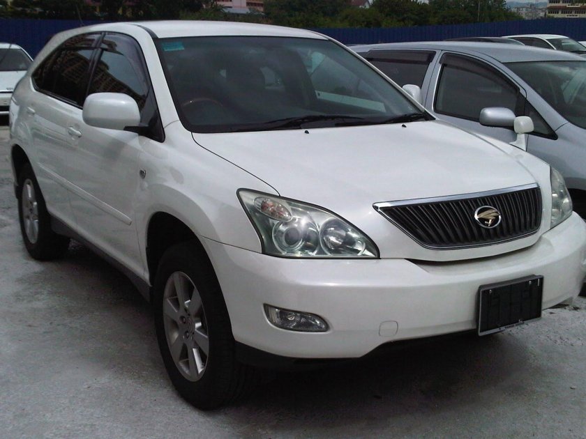 Toyota Harrier 2005