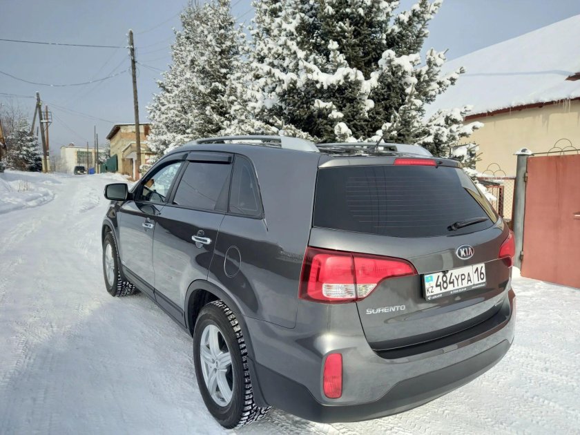 Киа 2013 сзади