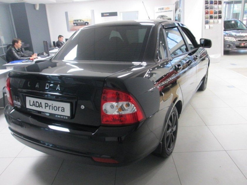 Lada Приора 2017