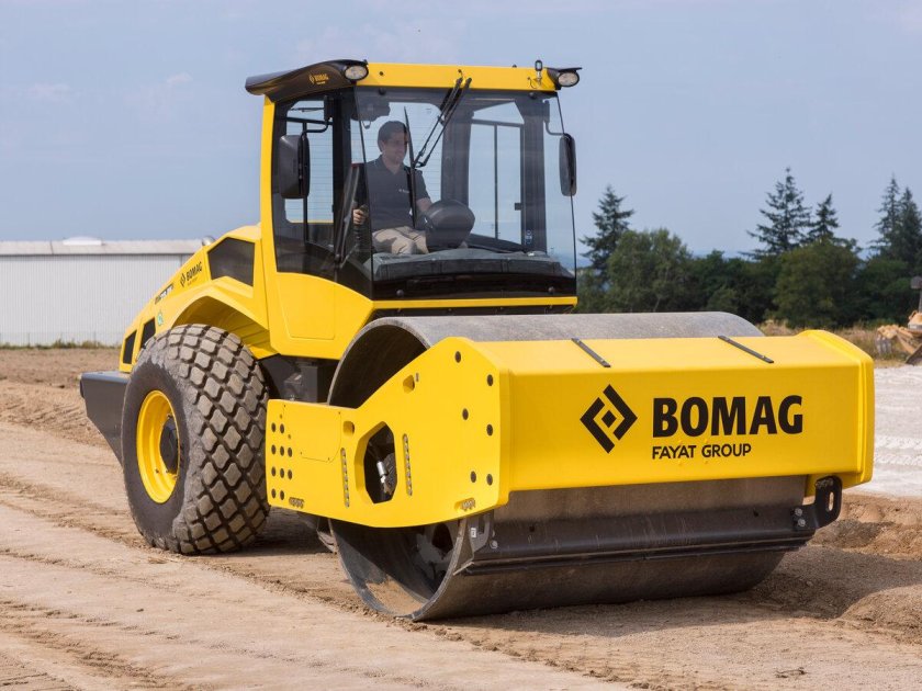 Bomag BW 216 D-5