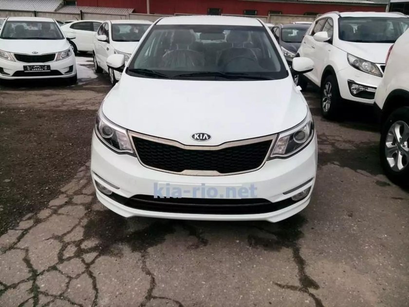 Kia Rio 3 2016 белая
