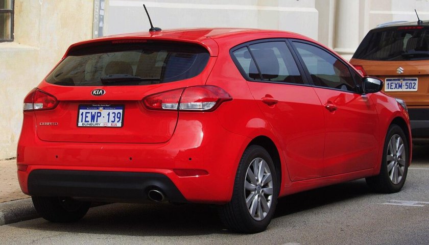 Kia Forte хэтчбек