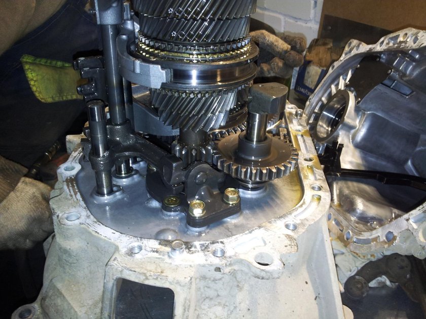 МКПП Лансер 9