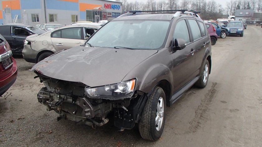 Ноускат Mitsubishi Outlander XL