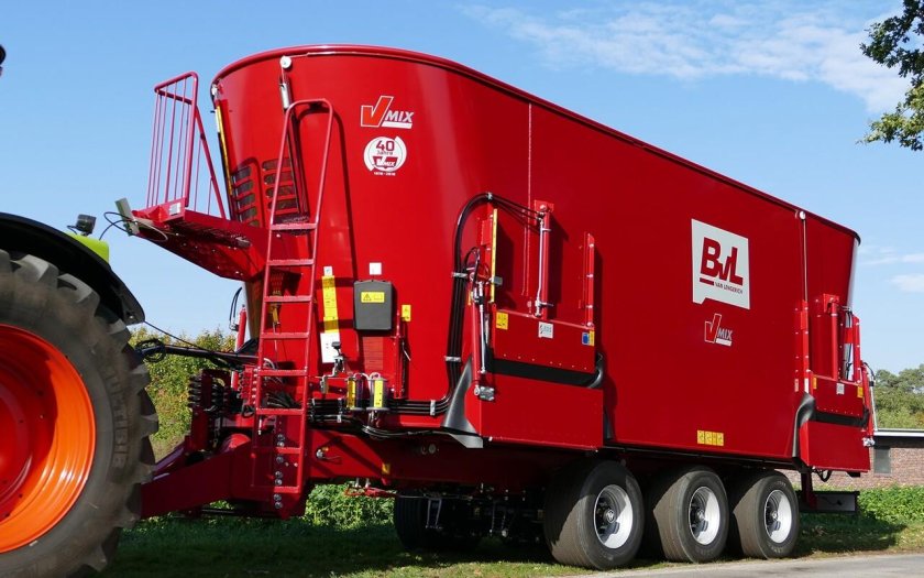BVL кормосмеситель v-Mix Plus 17n-2s