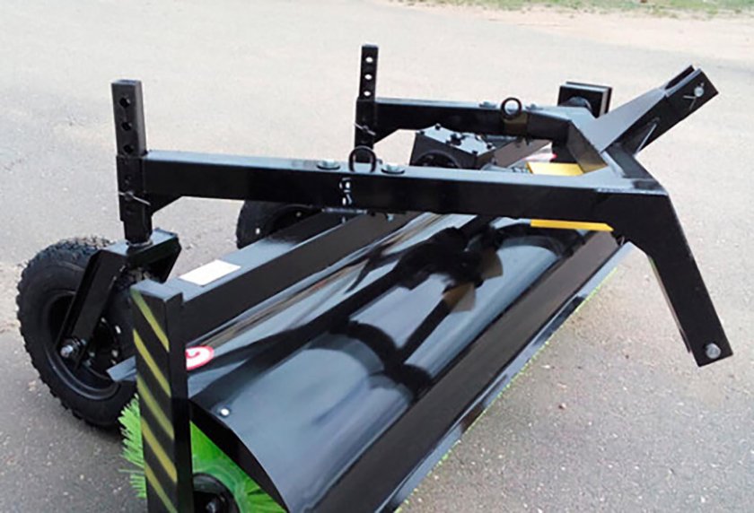 Щетка дорожная ИУЦЛ 31.00.000