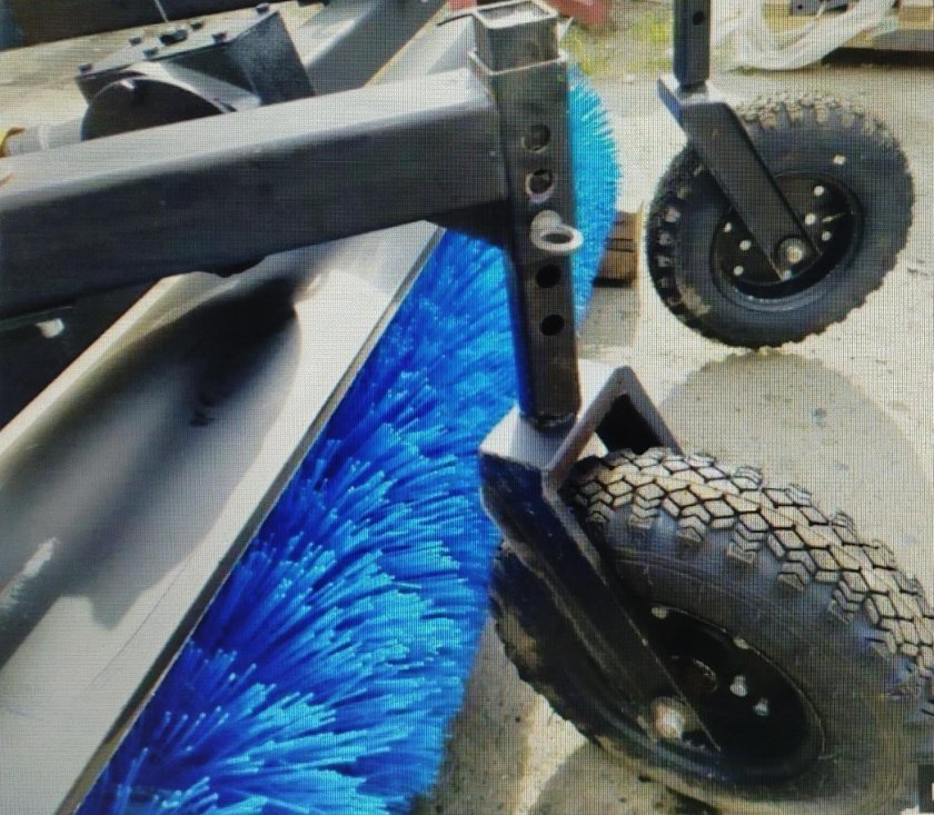 Щетка дорожная МТЗ-80-82