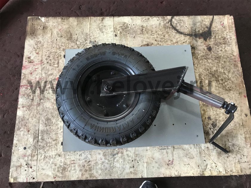 Колесо опорное УМДУ-80/82.02.06.000сб