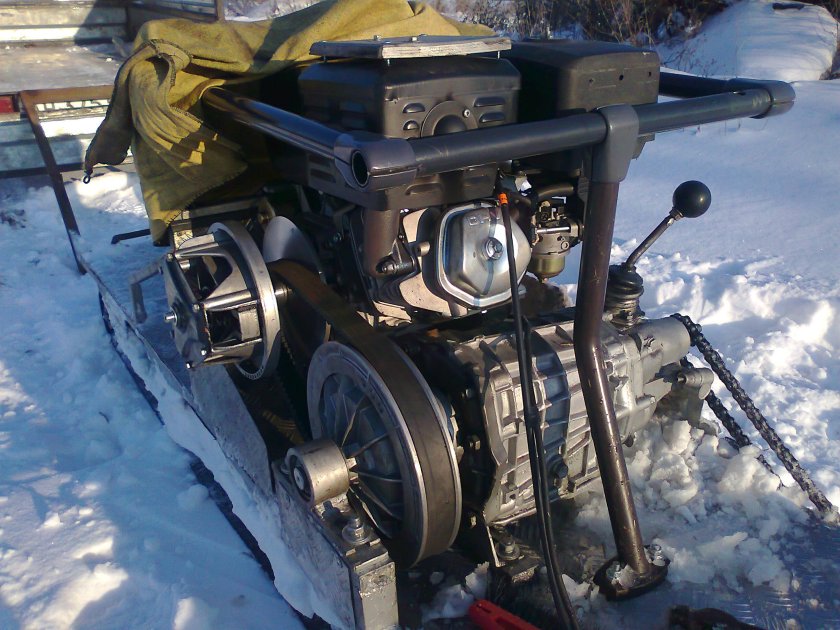 Буран с двигателем ВАЗ 2106