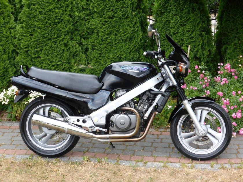 Honda Revere 650