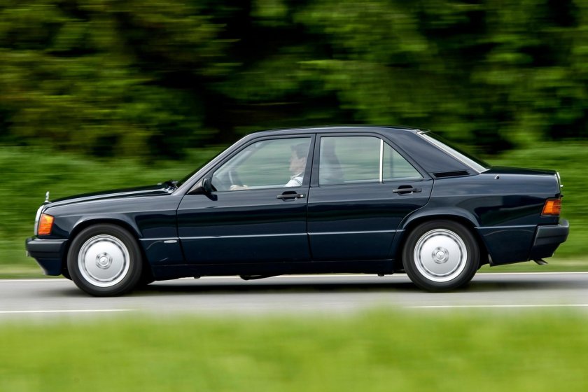 Mercedes Benz w190