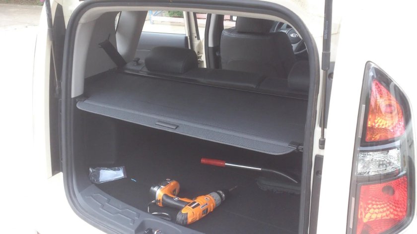 Шторка багажника Киа соул 2011