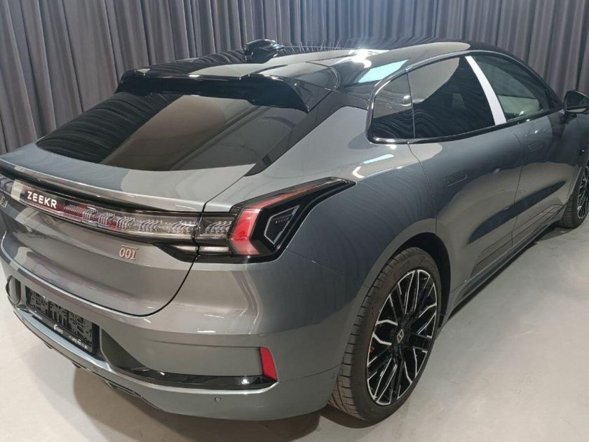 Zeekr 001 z-Sport