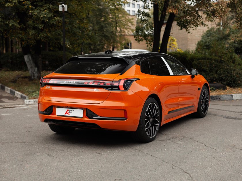 Zeekr 001 100 KWH 2023 оранжевый