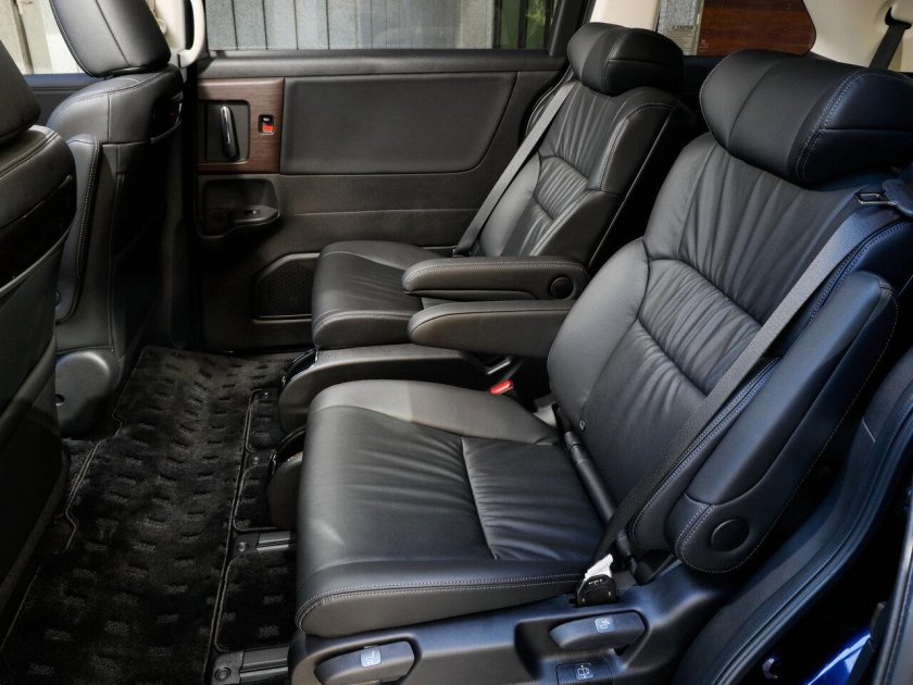 Honda Breeze салон