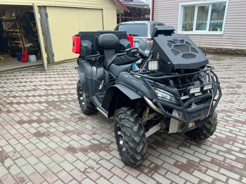 Cfmoto квадроцикл