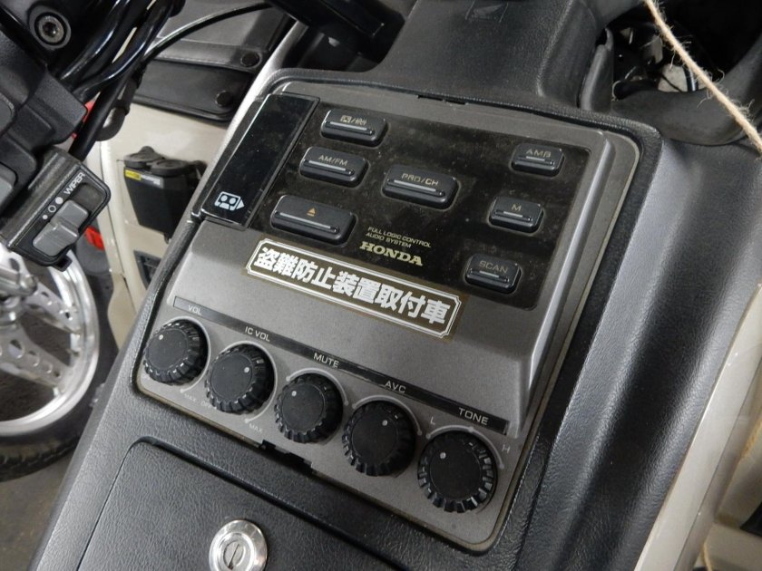 Магнитола на gl1800