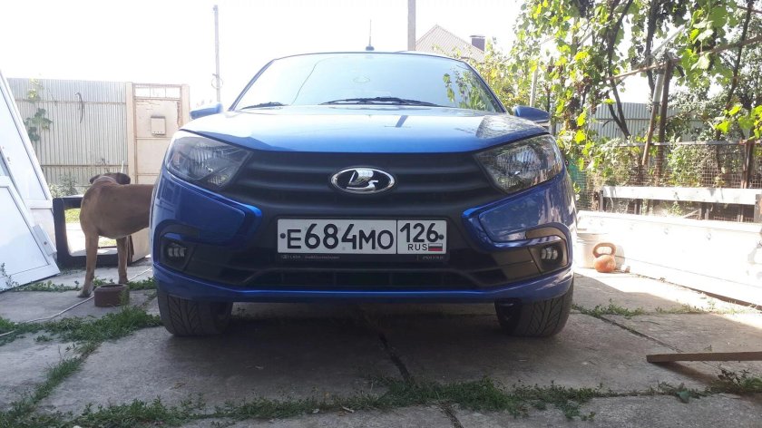 Противотуманки Лада Гранта лифтбек