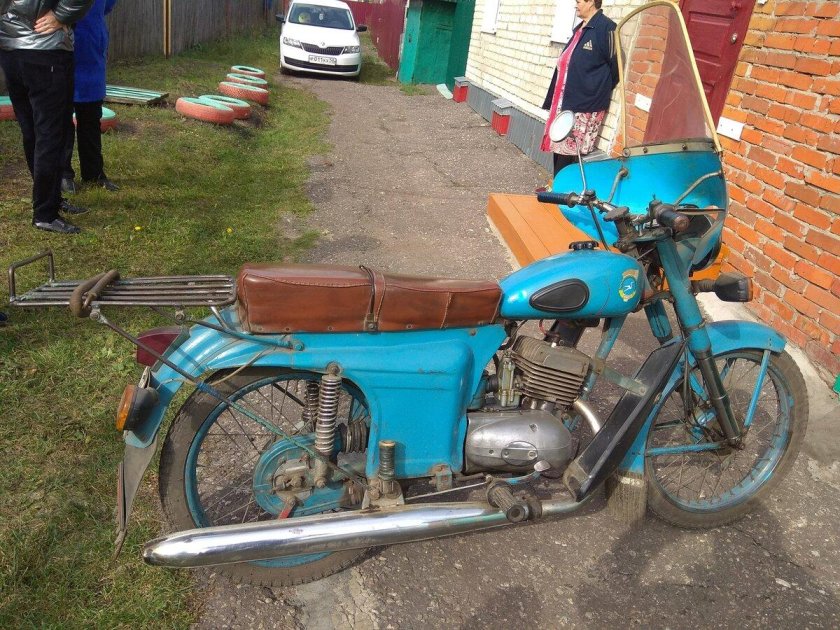 Мотоцикл Минск м 105