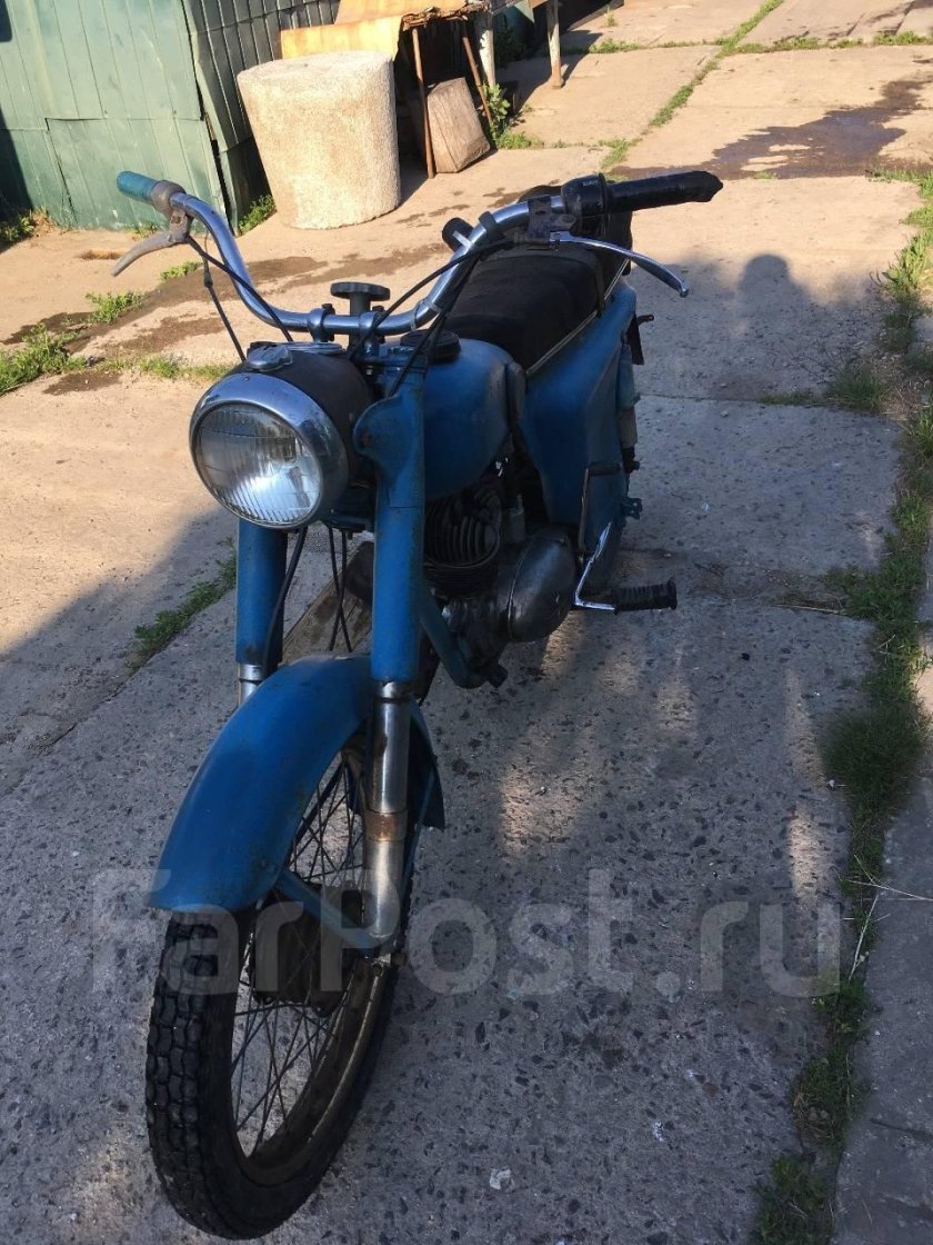 Мотоцикл козел м 105