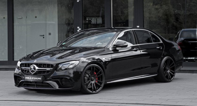Mercedes e63s AMG