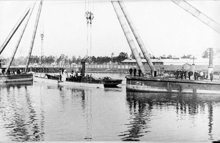 Подводная лодка минога 1909