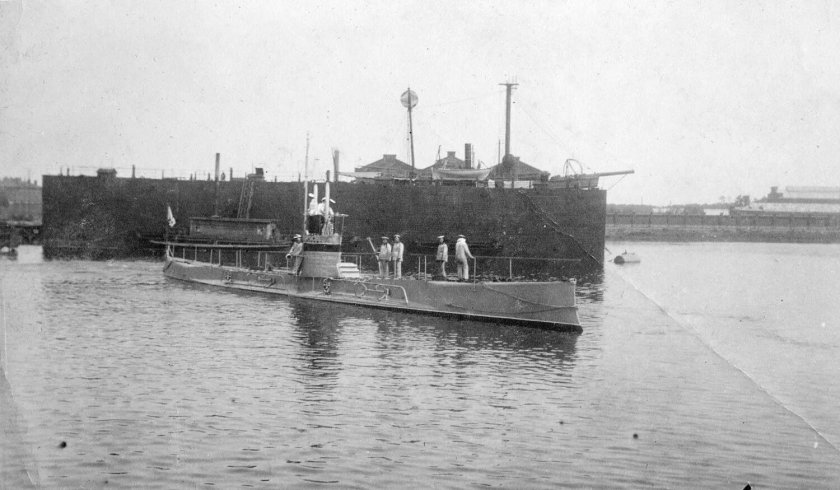 Подводная лодка минога 1908