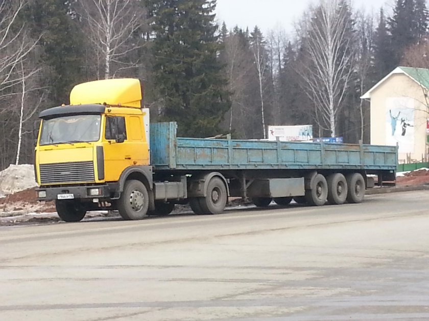 МАЗ длиномер бортовой