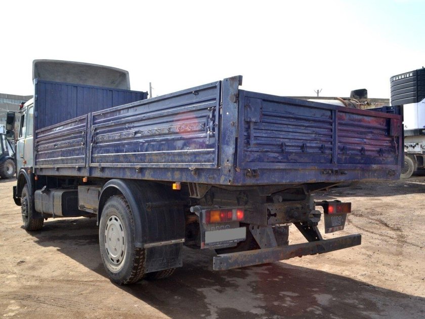 МАЗ 53366 бортовой