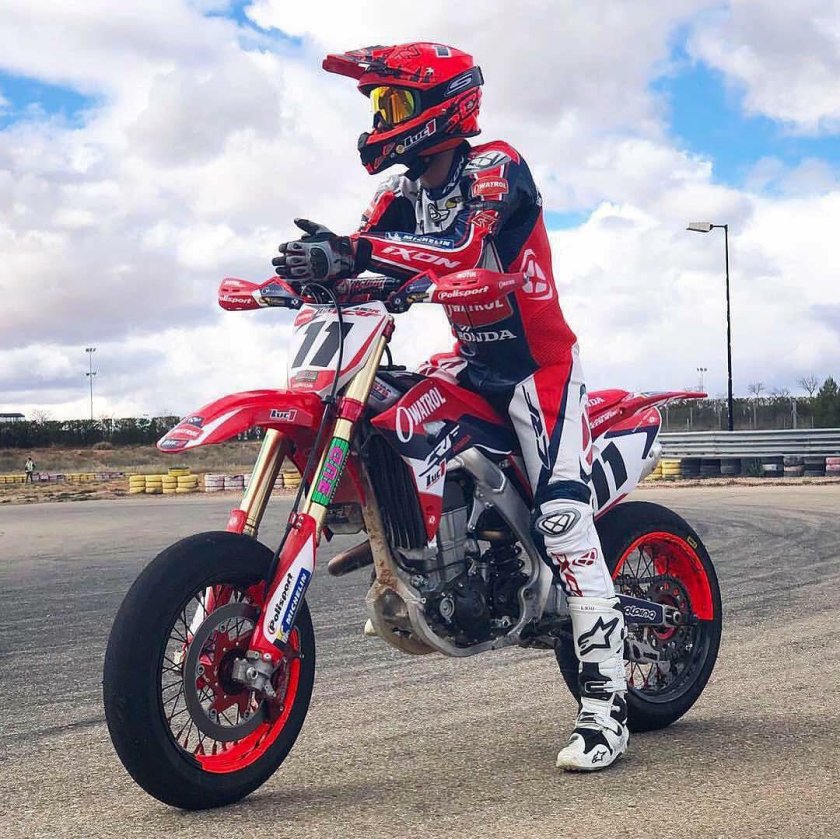 Супермото мотоцикл