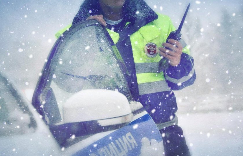 Гаишник зимой