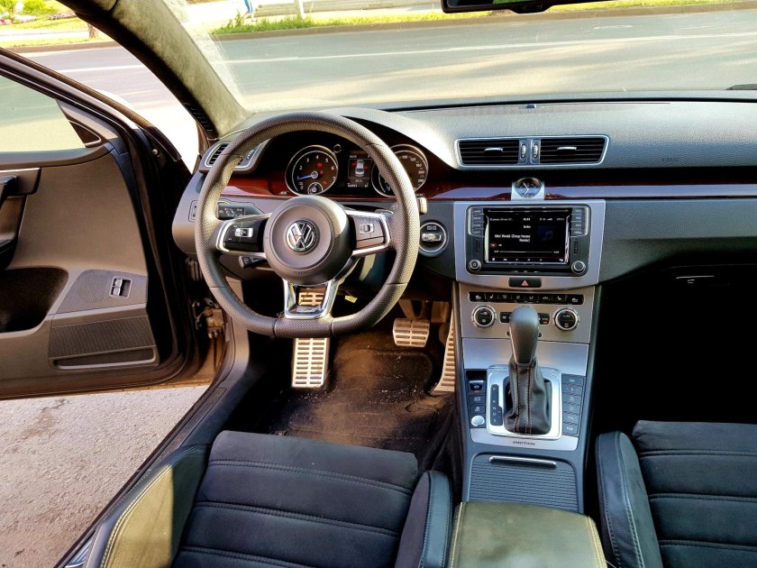 Фольксваген Пассат b6 салон