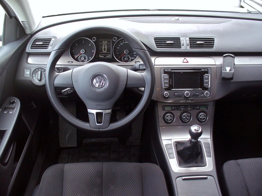 VW Passat b6 Interior