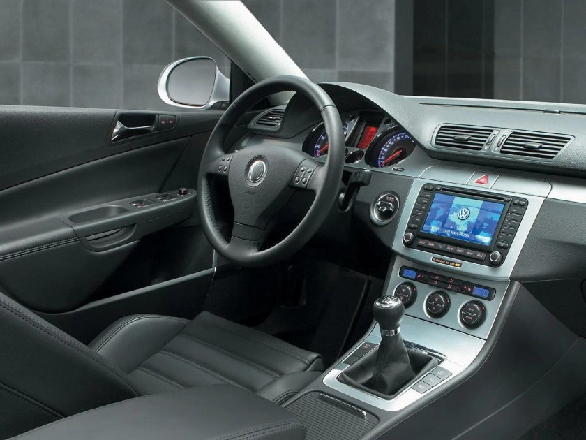 Фольксваген Пассат б6 седан салон