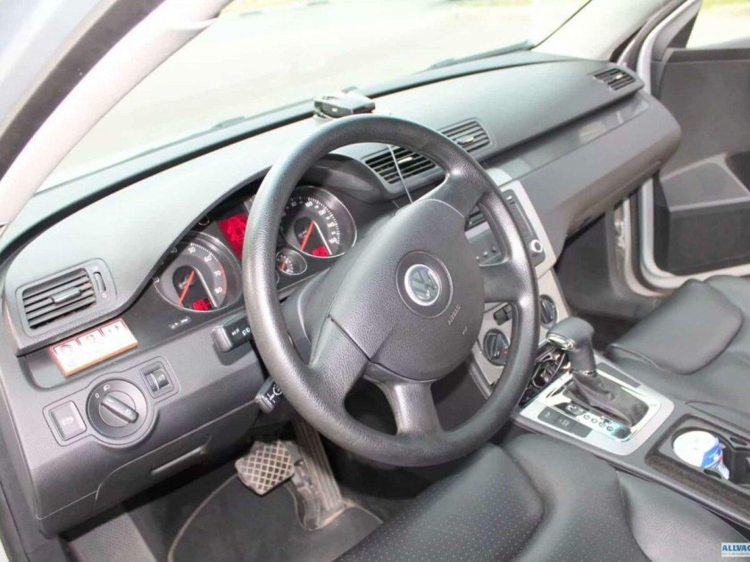 Volkswagen Passat 2005 салон
