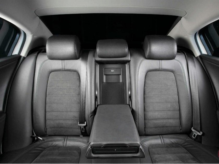 Фольксваген Пассат б6 салон сзади