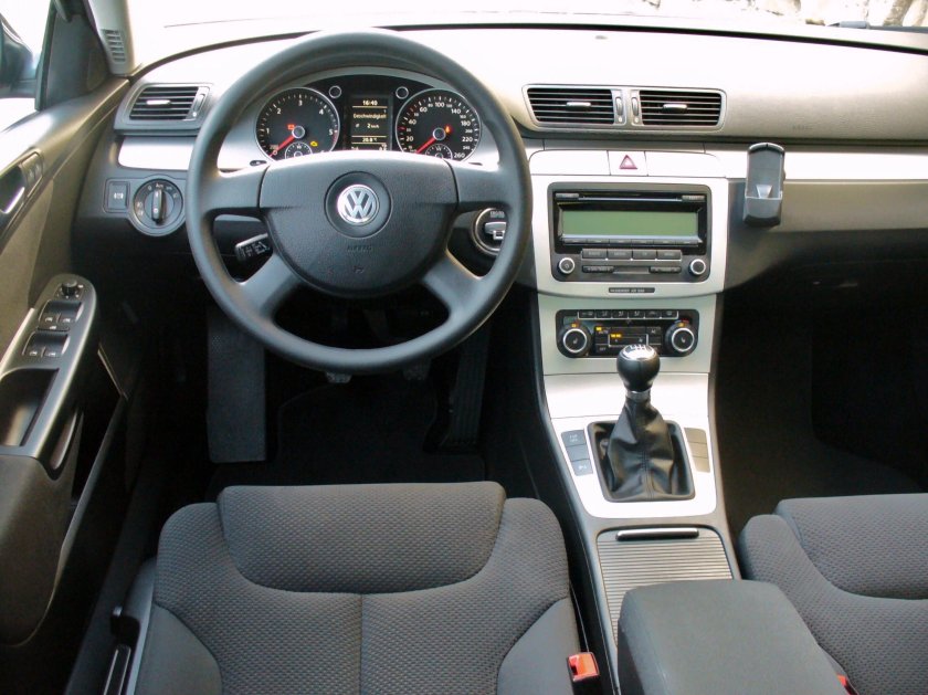 VW Passat b6 Interior