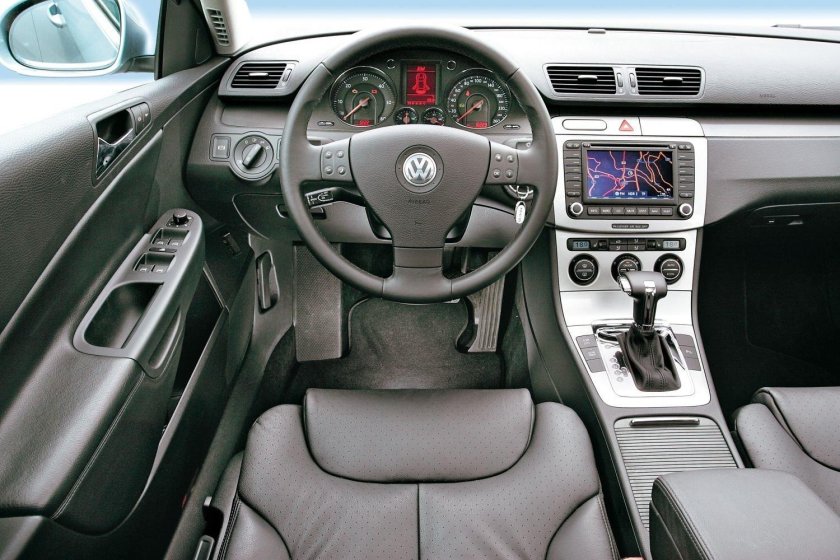 Фольксваген Пассат б6 седан салон