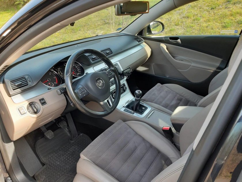 Фольксваген Пассат б6 2.0 салон