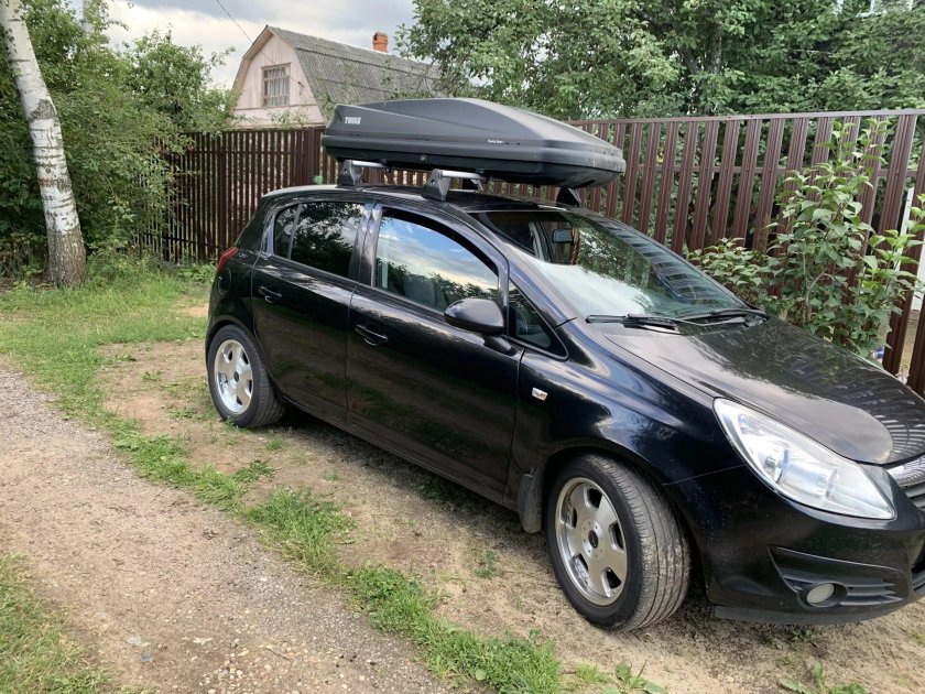 Opel Corsa d багажник