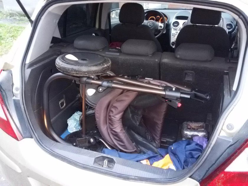 Opel Corsa 2007 1.2 багажник